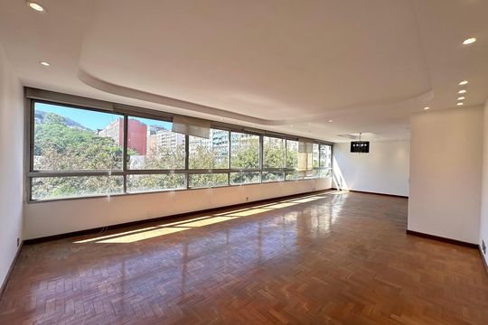 Apartamento à venda com 4 quartos, 190m² em Copacabana, Rio de Janeiro