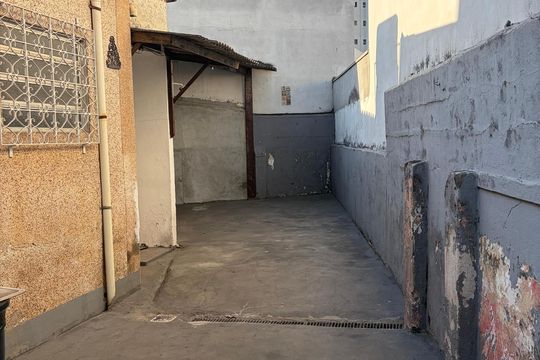 Área externa de casa para alugar com 2 quartos, 215m² em Piqueri, São Paulo