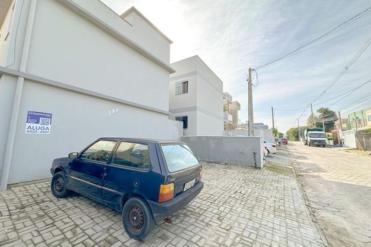 Vista da Rua de casa para alugar com 1 quarto, 30m² em Centro, Florianópolis