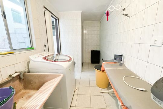 Área de Serviço de casa à venda com 3 quartos, 240m² em Jardim Santo Elias, São Paulo