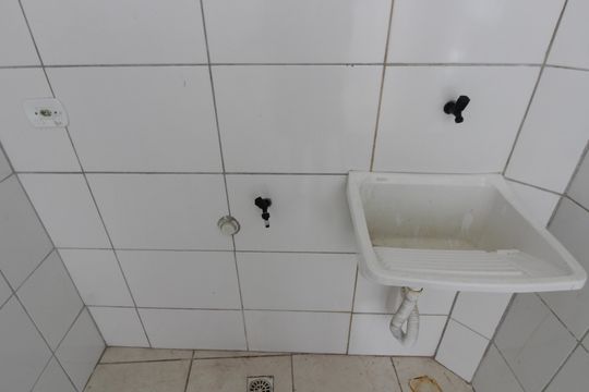 Área de Serviço de apartamento para alugar com 1 quarto, 35m² em Jardim Olinda , Cabo Frio