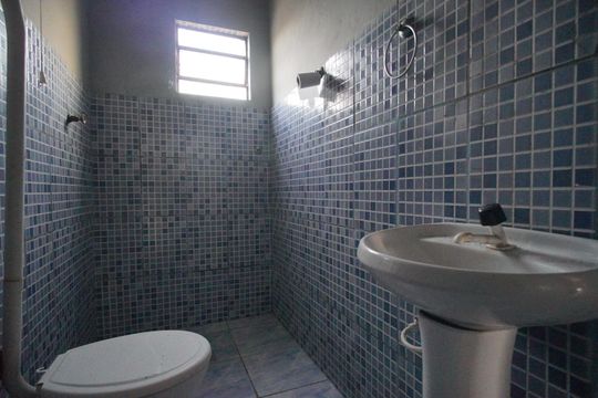 Banheiro de casa para alugar com 1 quarto, 44m² em Boa Vista, Sapucaia do Sul