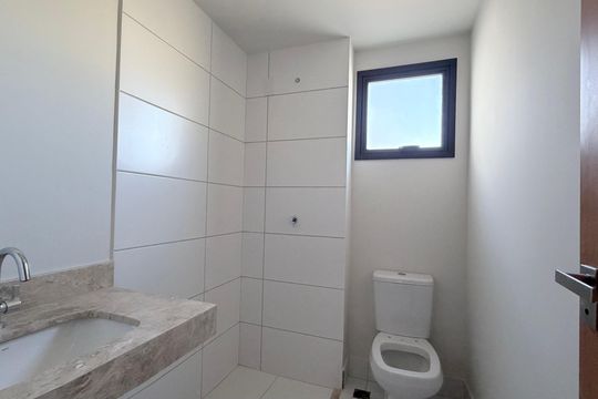 Banheiro de apartamento à venda com 2 quartos, 69m² em Setor Buneo, Goiânia