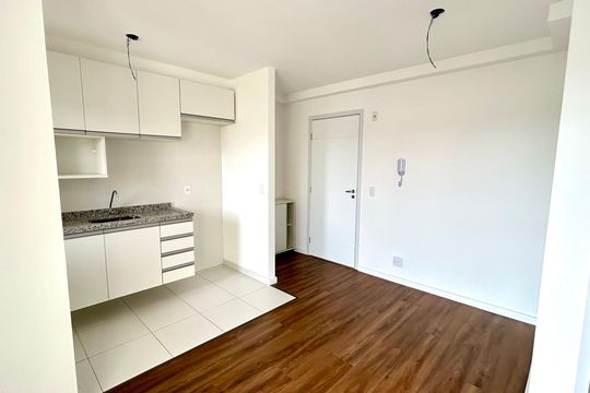Sala de apartamento para alugar com 2 quartos, 47m² em Vila Galvão, Guarulhos