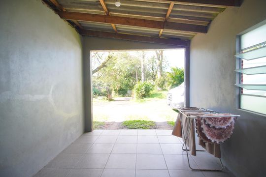 Garagem de casa à venda com 2 quartos, 240m² em Santo Afonso, Novo Hamburgo