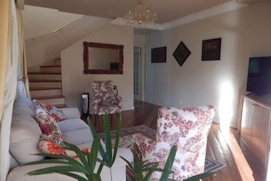 Casa à venda com 3 quartos, 196m² em Vila Moreira, Guarulhos