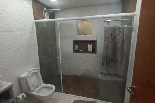 Casa à venda com 2 quartos, 275m² em Jardim do Estádio, Santo André