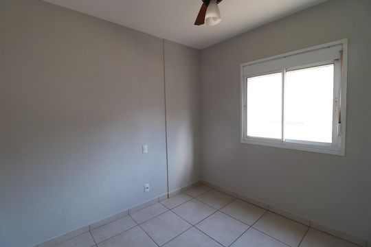 QUARTO 1  de apartamento para alugar com 2 quartos, 60m² em Residencial E Comercial Palmares, Ribeirão Preto