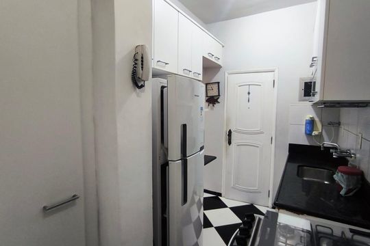 Cozinha de apartamento à venda com 2 quartos, 60m² em Maracanã, Rio de Janeiro