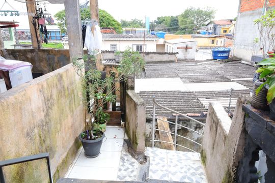 Área comum de casa à venda com 2 quartos, 185m² em Jardim Lajeado, São Paulo
