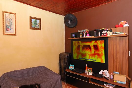 Casa à venda com 2 quartos, 185m² em Jardim Lajeado, São Paulo