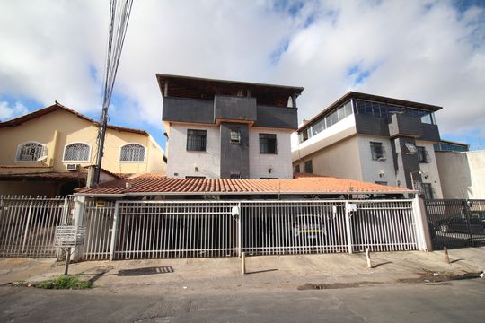 Fachada de apartamento à venda com 3 quartos, 100m² em Novo Eldorado, Contagem