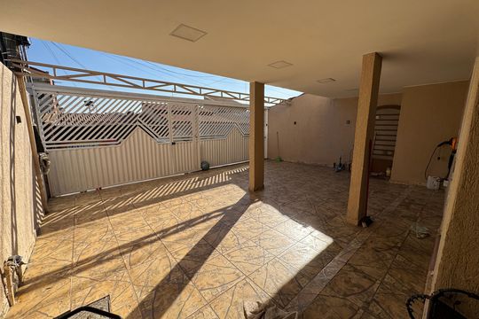 Quintal de casa à venda com 6 quartos, 283m² em Ceilandia, Brasília