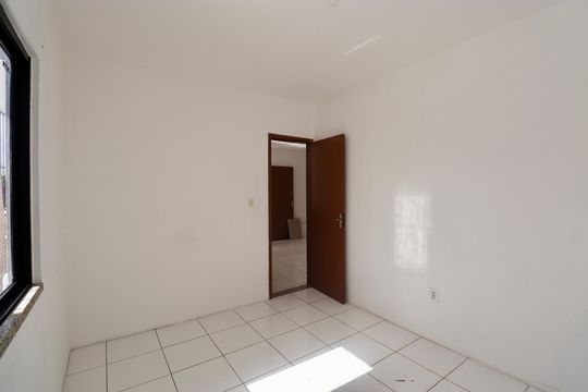Quarto 2 de apartamento para alugar com 2 quartos, 80m² em Itapuã, Salvador