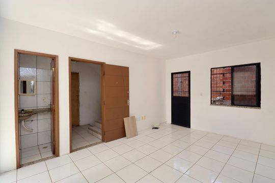 Apartamento para alugar com 2 quartos, 80m² em Itapuã, Salvador