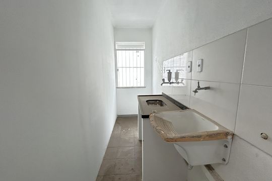 Cozinha e Área de Serviço de kitnet/studio para alugar com 1 quarto, 25m² em Pilares, Rio de Janeiro
