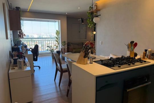 Apartamento à venda com 2 quartos, 63m² em Vila Leonor, São Paulo
