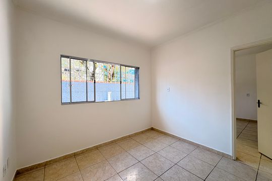 Sala de casa para alugar com 2 quartos, 85m² em Jardim Jamaica, Santo André