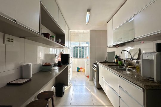 Apartamento para alugar com 3 quartos, 135m² em Copacabana, Rio de Janeiro