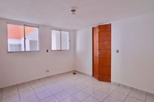Quarto  de casa para alugar com 1 quarto, 72m² em Vila Invernada, São Paulo