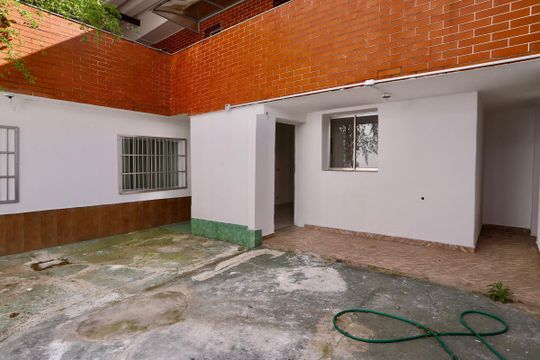 Quintal de casa para alugar com 1 quarto, 72m² em Vila Invernada, São Paulo