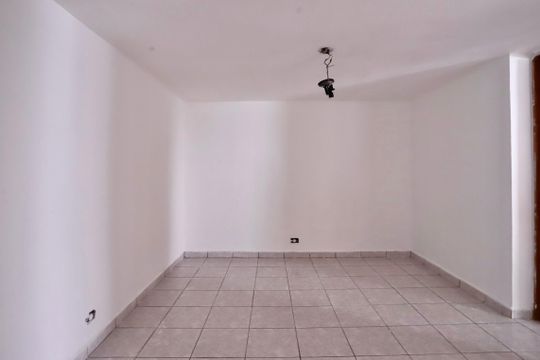 Sala de casa para alugar com 1 quarto, 72m² em Vila Invernada, São Paulo