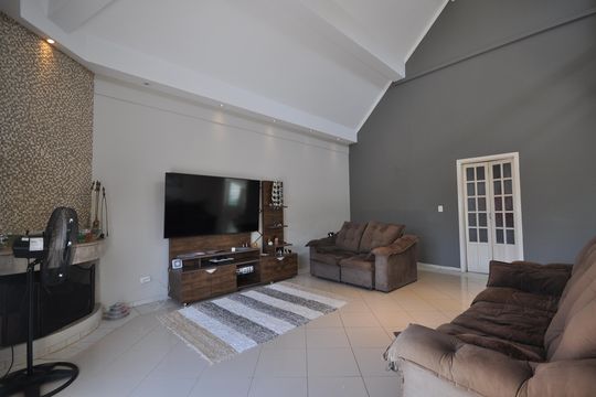 Casa à venda com 4 quartos, 590m² em Horto Florestal, São Paulo