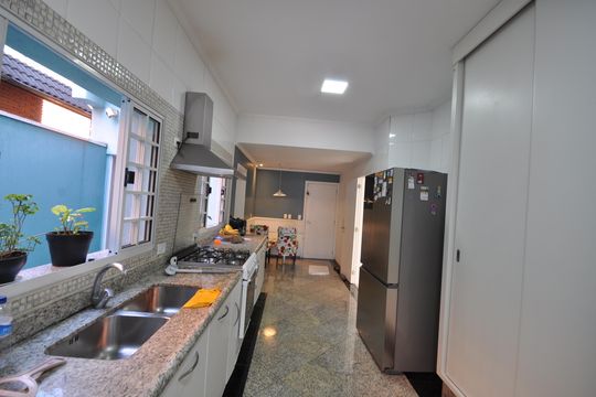 Cozinha de casa à venda com 4 quartos, 590m² em Horto Florestal, São Paulo