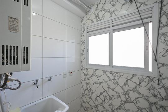 Área de Serviço  de apartamento para alugar com 2 quartos, 48m² em Vila Andrade, São Paulo