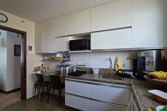 Apartamento à venda com 4 quartos, 210m² em Buritis, Belo Horizonte