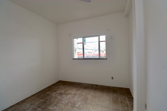 Quarto  de casa para alugar com 1 quarto, 40m² em Piatã, Salvador