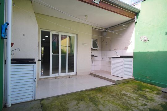 Área comum de casa para alugar com 3 quartos, 140m² em Parque Santa Fé, Porto Alegre