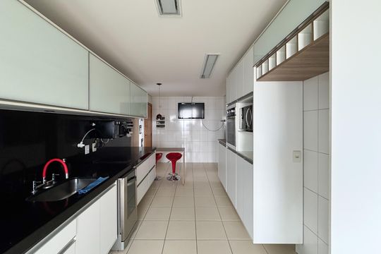 Cozinha  de apartamento para alugar com 3 quartos, 158m² em Vila Goncalves, São Bernardo do Campo