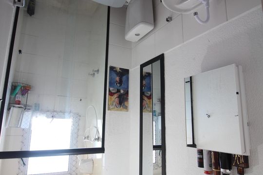 Banheiro de apartamento à venda com 2 quartos, 50m² em Jk, Contagem