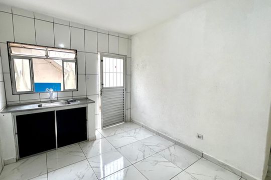 Cozinha de casa para alugar com 1 quarto, 40m² em Jardim Normandia, Guarulhos