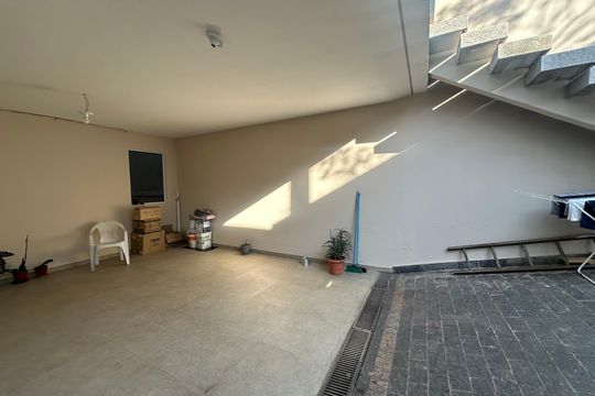 Garagem de casa à venda com 5 quartos, 289m² em Jardim Maria Helena, Barueri