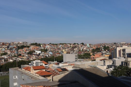 Vista de casa para alugar com 4 quartos, 150m² em Jardim Maria Helena, Barueri