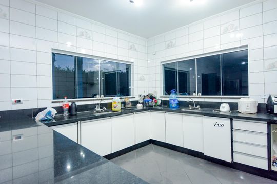 Cozinha  de casa à venda com 5 quartos, 500m² em Jardim Arapongas, Guarulhos
