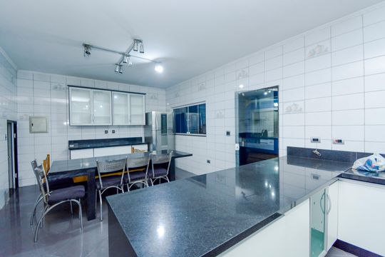Cozinha  de casa à venda com 5 quartos, 500m² em Jardim Arapongas, Guarulhos