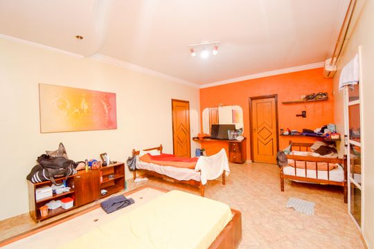 Quarto 3 Suíte  de casa à venda com 5 quartos, 500m² em Jardim Arapongas, Guarulhos
