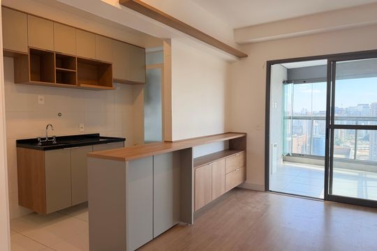Apartamento para alugar com 1 quarto, 49m² em Jardim das Acacias, São Paulo