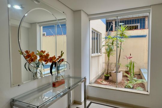 Hall de entrada de apartamento para alugar com 2 quartos, 52m² em Jardim Santa Mena, Guarulhos