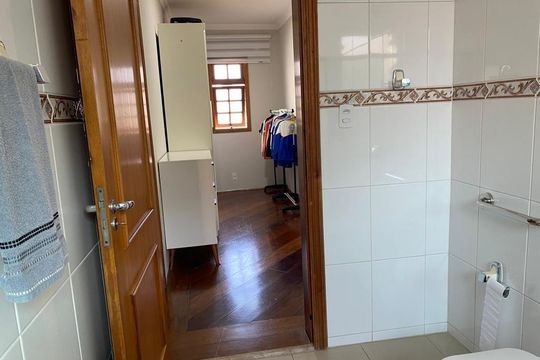 Banheiro de casa à venda com 4 quartos, 420m² em Parque dos Passaros, São Bernardo do Campo