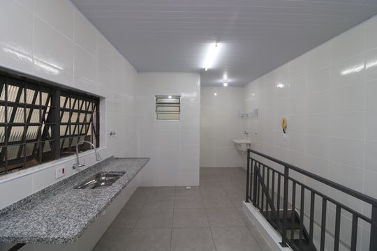 Cozinha de casa para alugar com 2 quartos, 53m² em Vila Bela, São Paulo