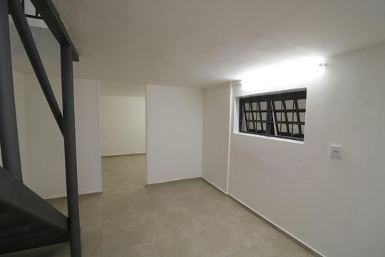 Quarto de casa para alugar com 2 quartos, 53m² em Vila Bela, São Paulo