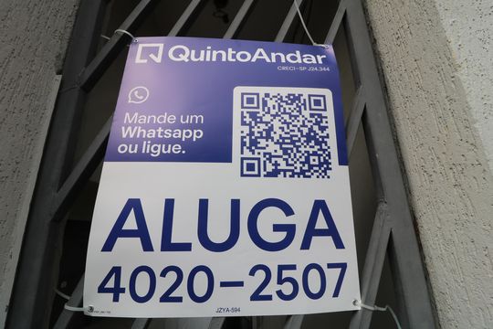 Fachada de casa para alugar com 2 quartos, 53m² em Vila Bela, São Paulo