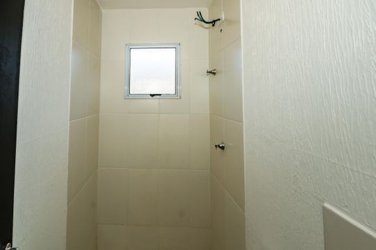 Banheiro Social de apartamento à venda com 2 quartos, 44m² em Vila Esportiva, Vespasiano