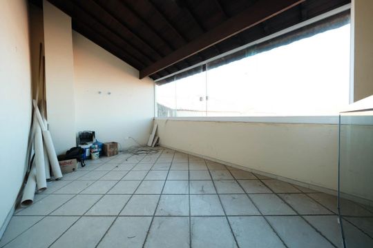 Edícula de casa para alugar com 4 quartos, 300m² em Jardim Triana, São Paulo