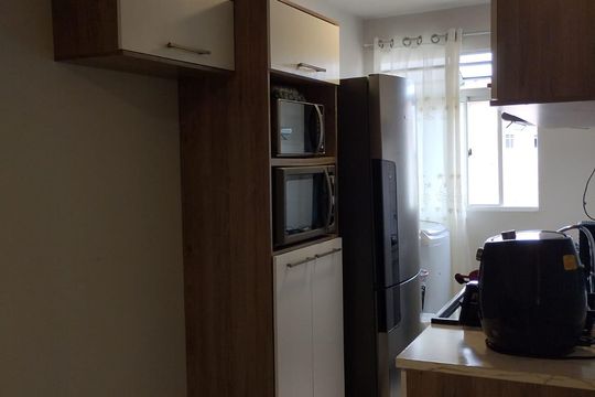 Cozinha e Área de Serviço de apartamento à venda com 2 quartos, 44m² em Campo de Santana, Curitiba
