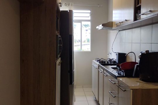 Cozinha e Área de Serviço de apartamento à venda com 2 quartos, 44m² em Campo de Santana, Curitiba